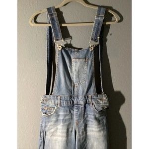Dollhouse Overalls/denim distressed pants Women’s, size 3 Blue Skinny READ DESC